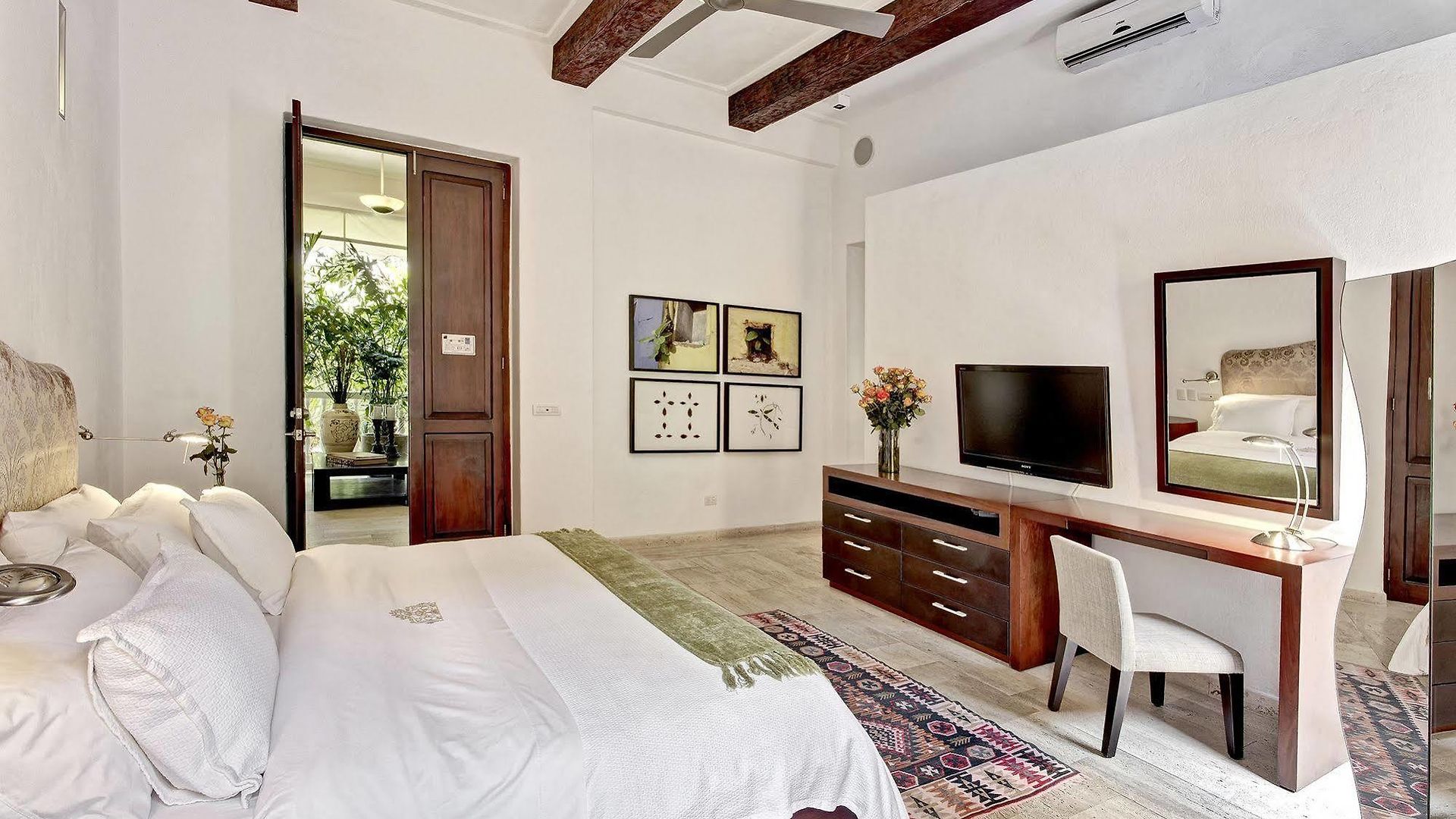 Hotel Lm A Luxury Boutique