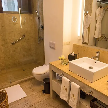 Hotel Lm A Luxury Boutique 5*
