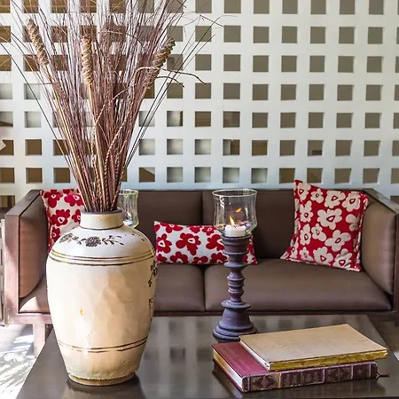 Hotel Lm A Luxury Boutique