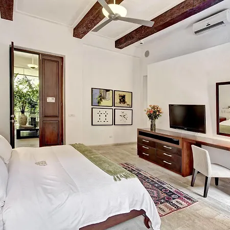 Hotel Lm A Luxury Boutique